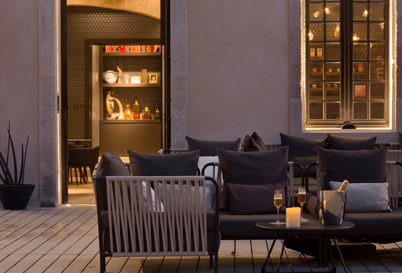 Boutique Hotel Des Remparts & Spa 에그모르트 외부 사진